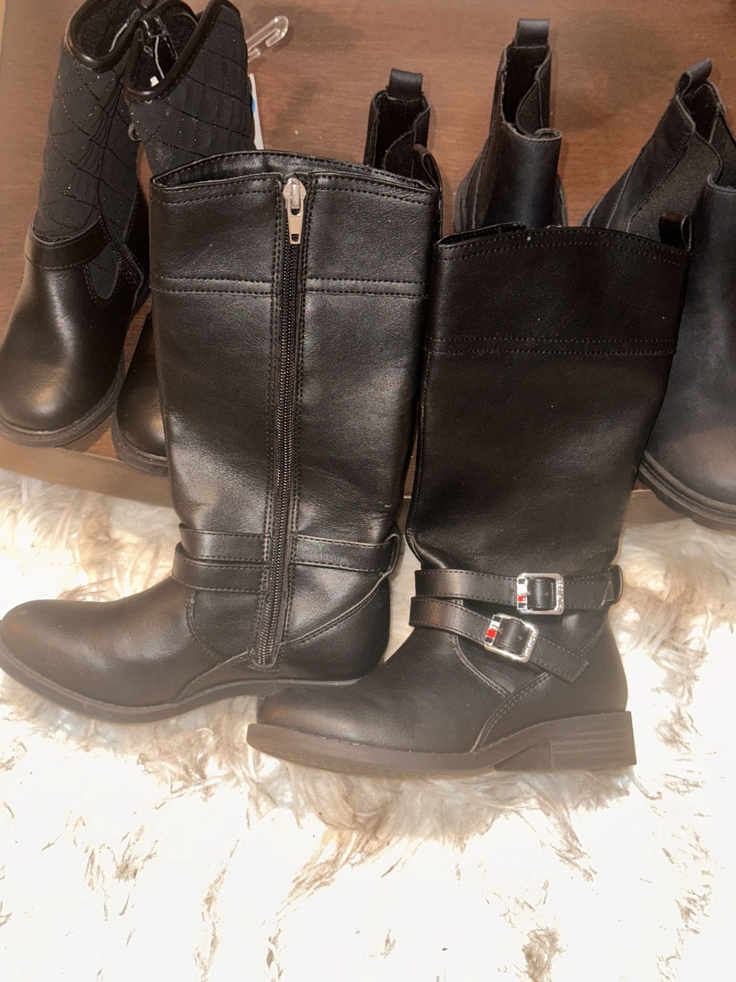 Little Girls Tommy Hilfiger Boots – Size 11