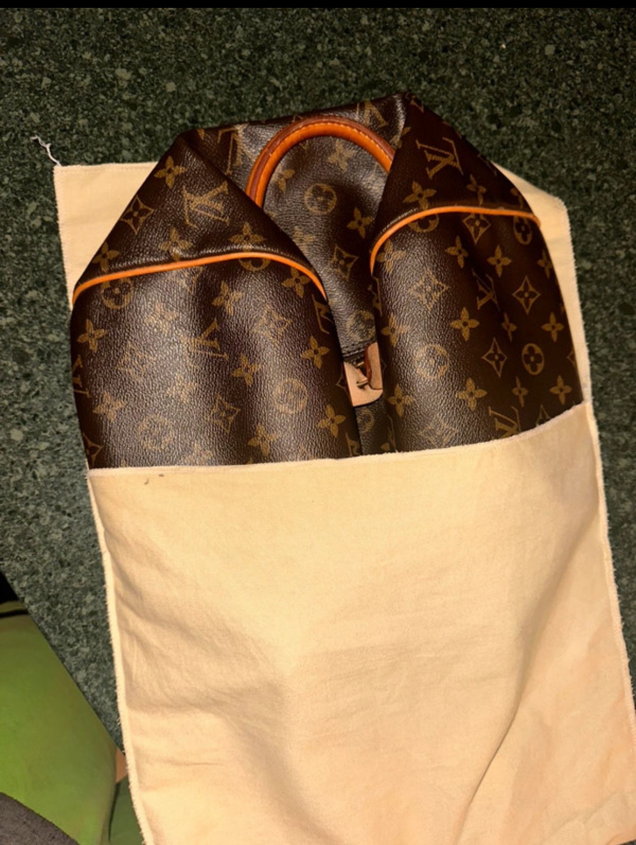 LV Speedy 30 - photo 4
