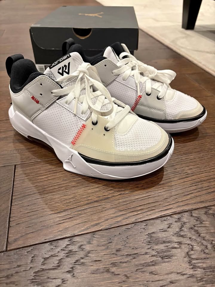 Brand new Kids Jordan one take 5 size 5.5Y