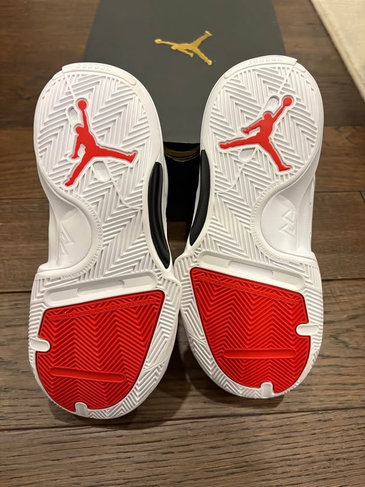 Brand new Kids Jordan one take 5 size 5.5Y - photo 3