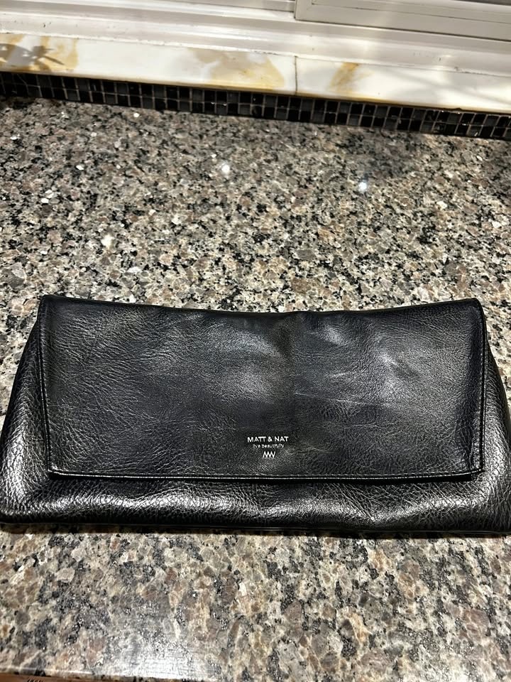 MATT AND NAT oversized Clutch