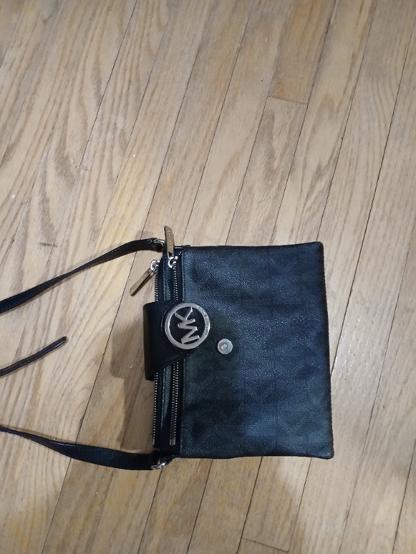 Michael Kors purse - photo 3