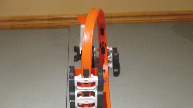 Hot wheels track set - photo 3