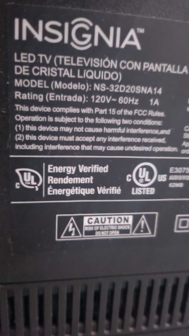Insignia 32" LED TV