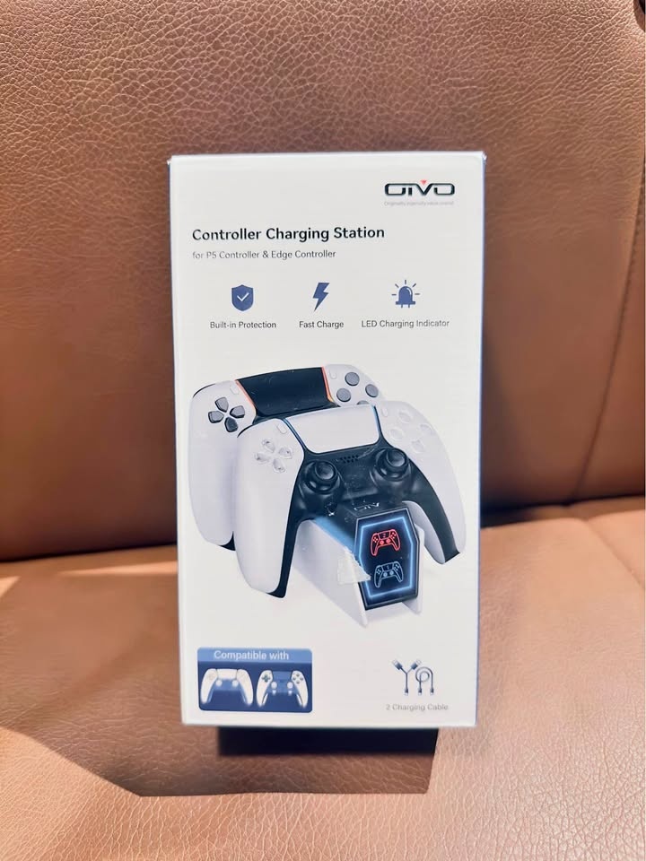 OIVO Dual Controller Charging Station for PS5 – Like New
