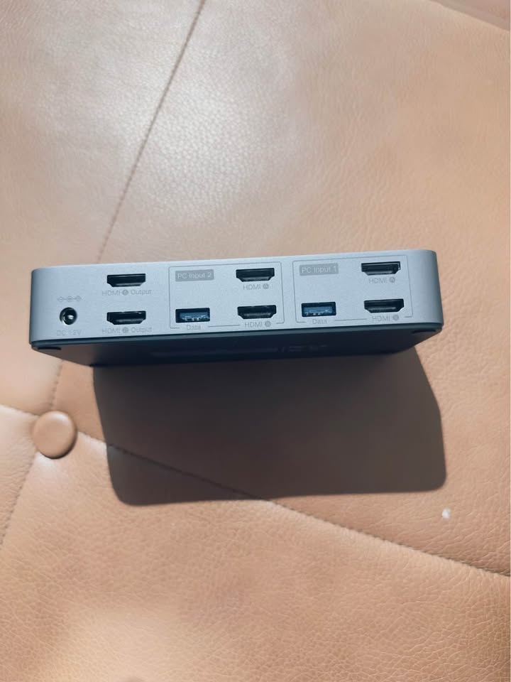 UGREEN HDMI Dual Monitor KVM Switch (4K 60Hz) - photo 4