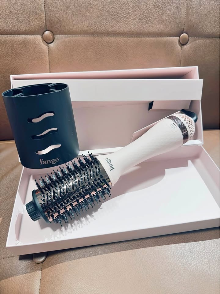 Lange 2-in-1 Titanium Brush Dryer – Brand New in Box