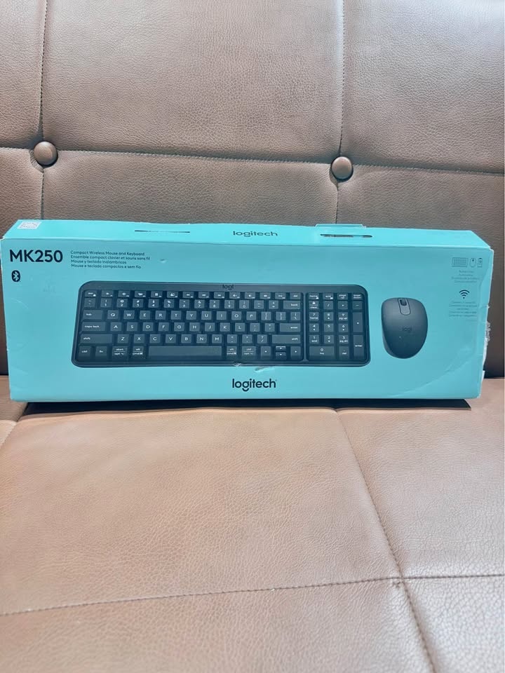 Logitech MK250 Wireless Keyboard & Mouse – Like New