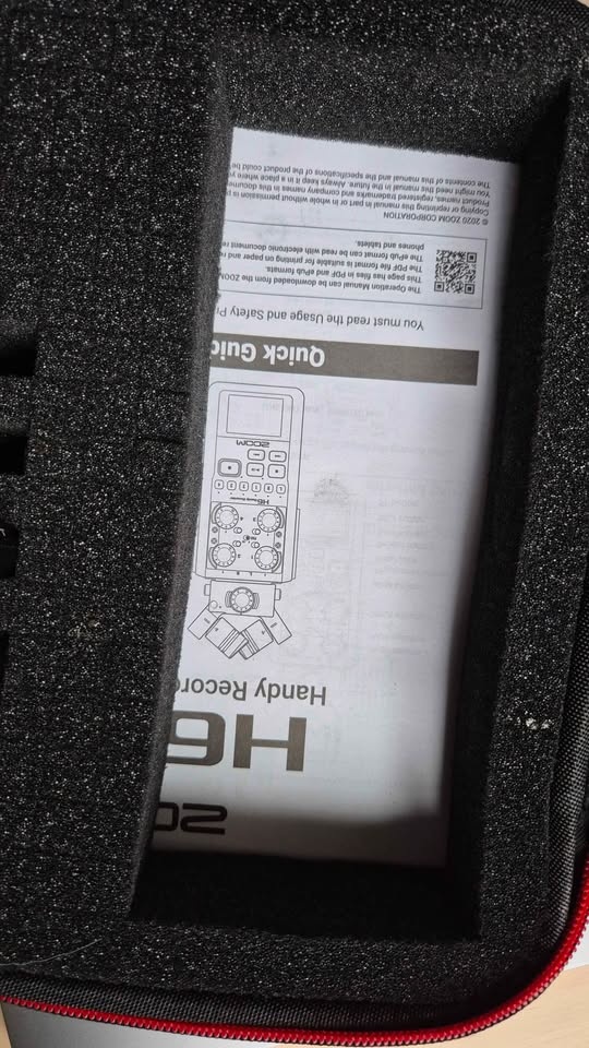 Zoom H6 4 channel audio recorder with hard case and wind sock - photo 2