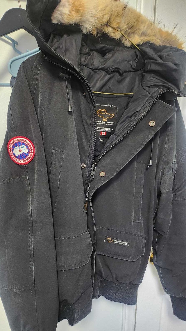 Canada Goose Jacket - photo 2
