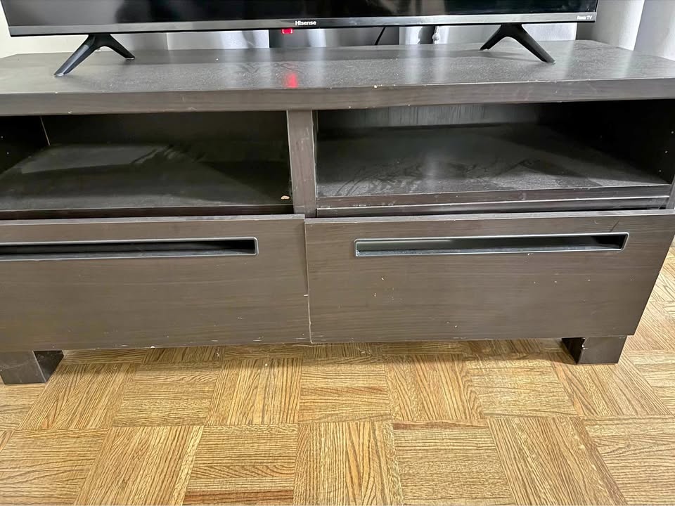 Tv console
