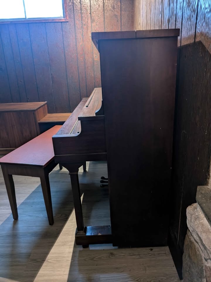 Antique 1902 Stevenson Kingston Upright Piano - photo 2