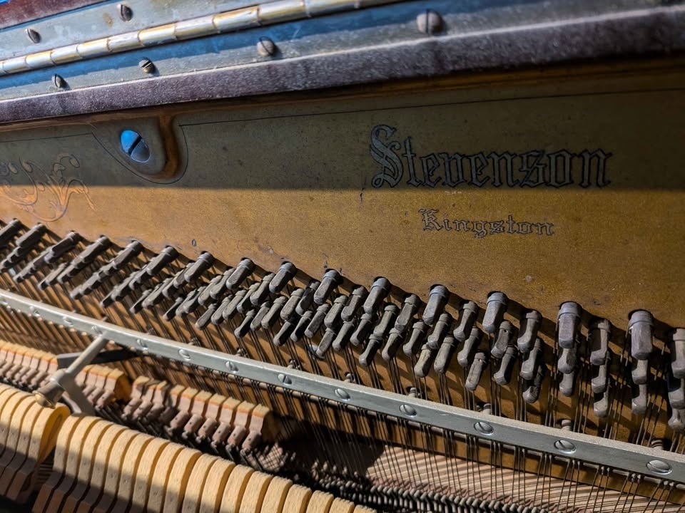 Antique 1902 Stevenson Kingston Upright Piano - photo 3