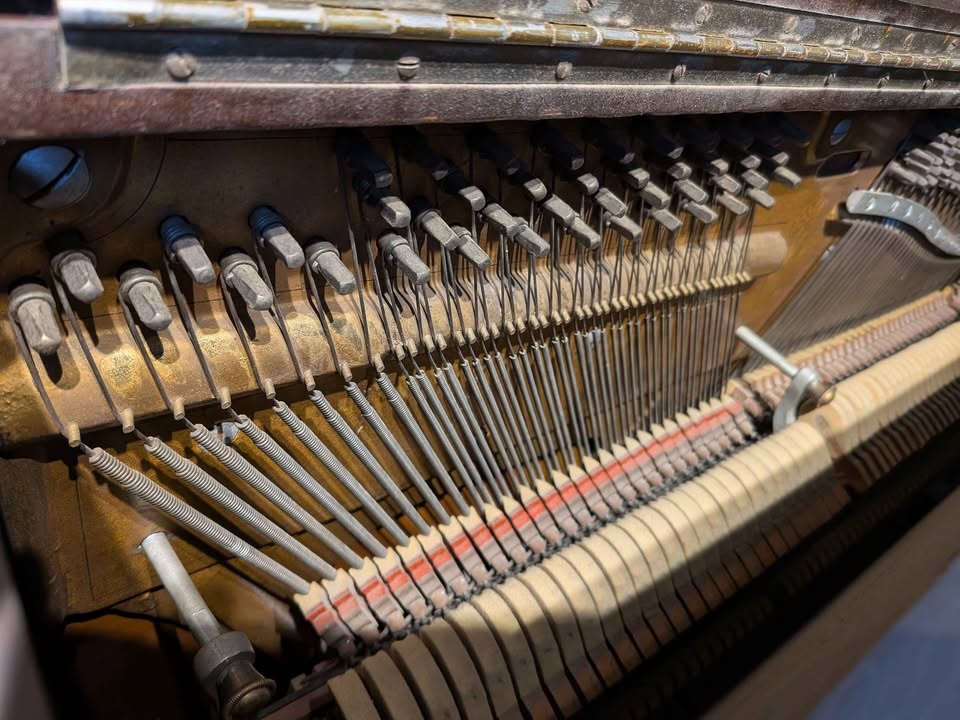 Antique 1902 Stevenson Kingston Upright Piano - photo 4