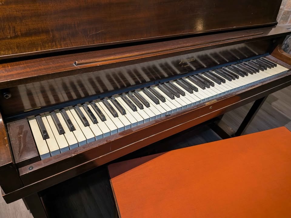 Antique 1902 Stevenson Kingston Upright Piano - photo 5