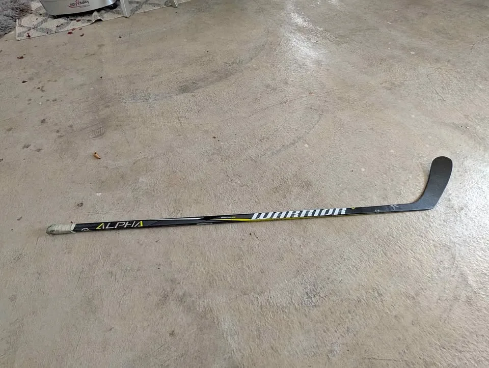 Canucks Alex Edler Stick thumbnail