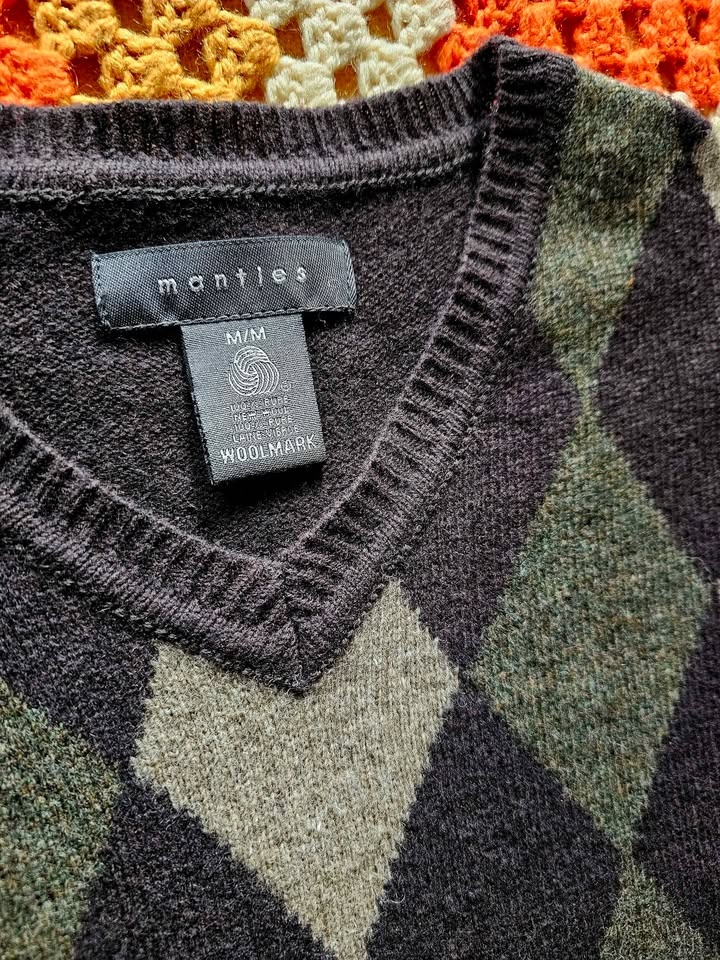 90s Virgin Wool Argyle Mens V Neck Sweater - photo 2