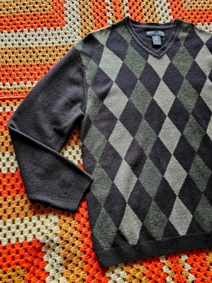 90s Virgin Wool Argyle Mens V Neck Sweater - photo 3