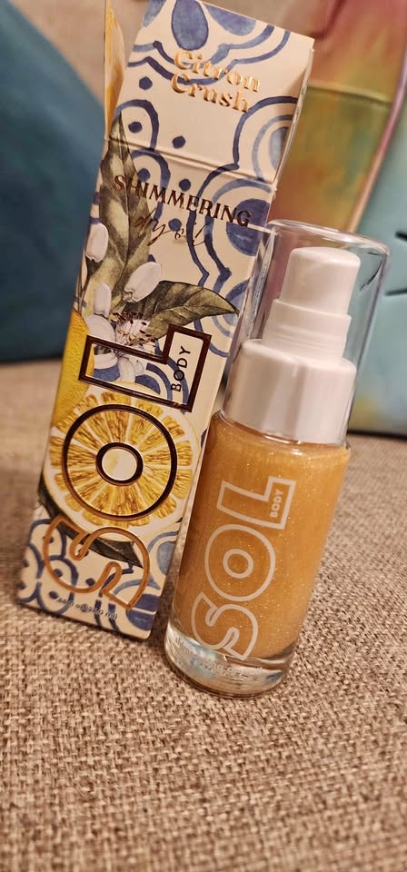 Sol body shimmering dry oil