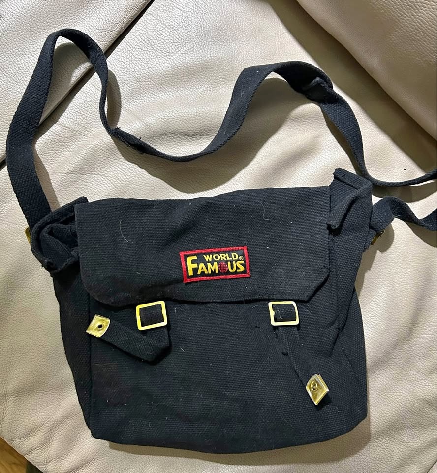 Vintage 90s Messenger Bag (small)