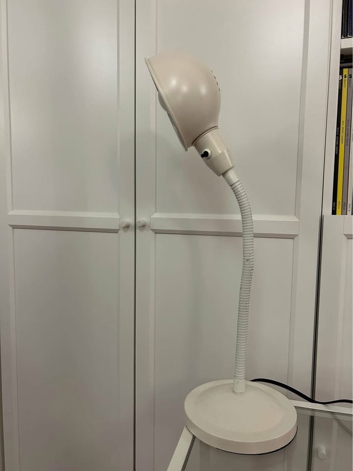 IKEA white desk lamp - photo 2