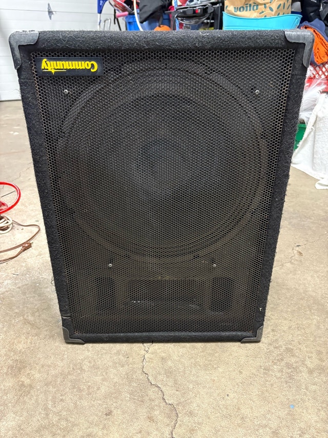 Community CSX38-S2 15”