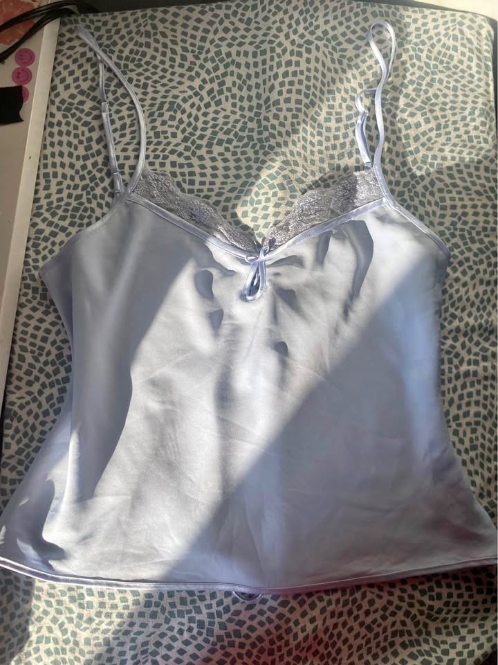 Blue top