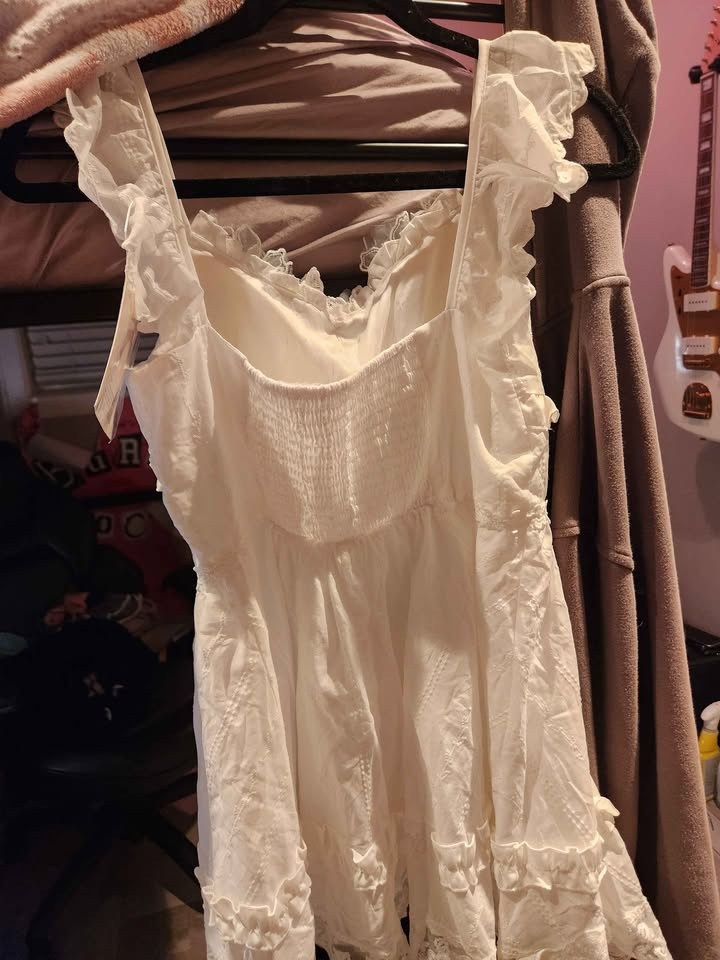 Cute French style baby doll dress - photo 3