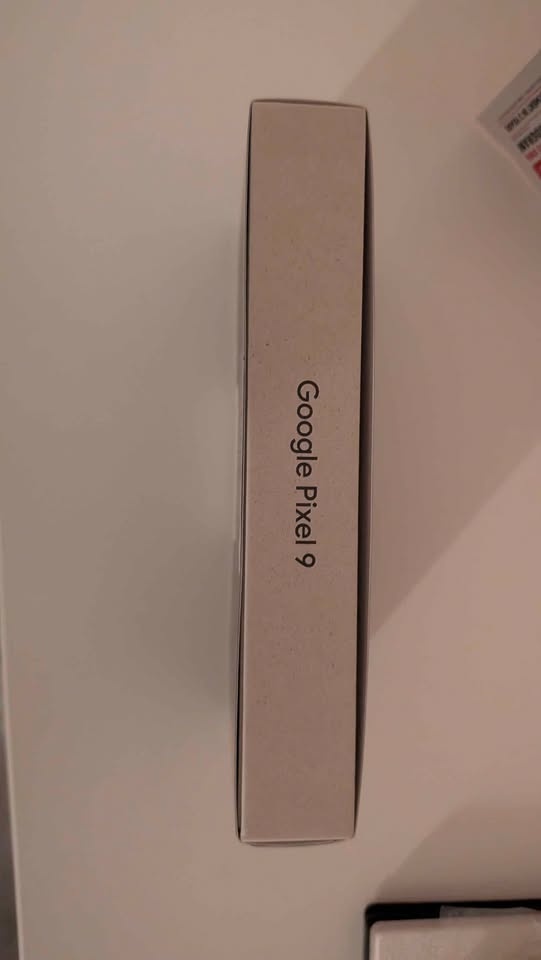 Pixel 9 Phone 128gb (Obsidian) (Unlocked) BNIB - photo 3