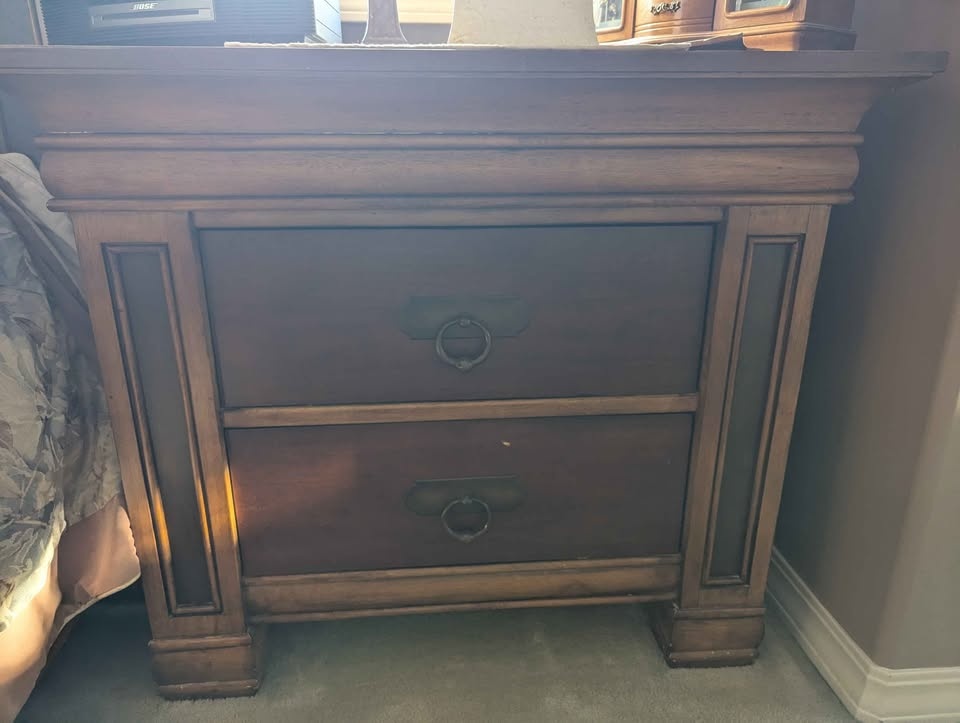 2 night stands ( 1 dresser or King bed separately) hardware rest - photo 3