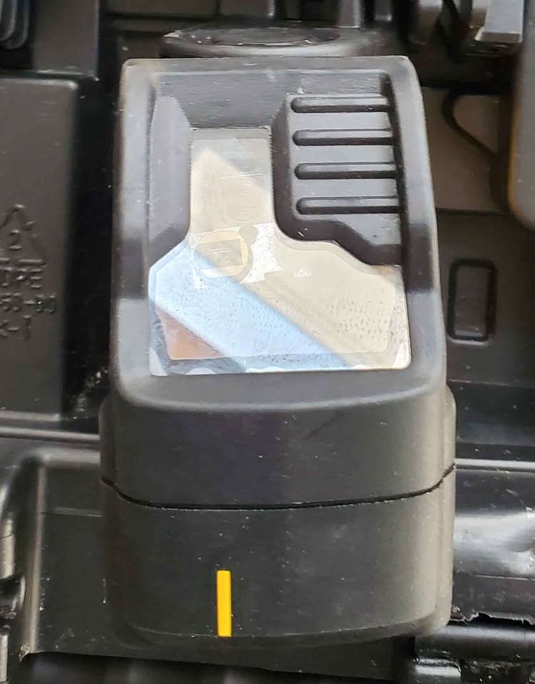 DEWALT Green Self-Leveling Cross Line Laser Level - photo 4