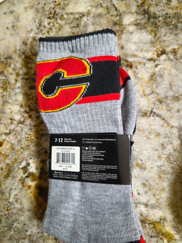 Calgary Flames socks - photo 4