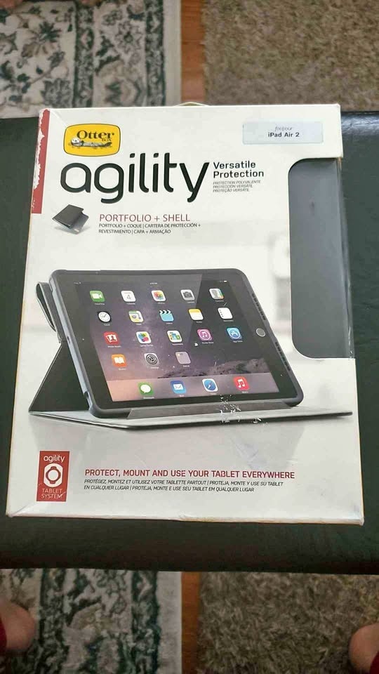 iPad Air 2 OtterBox portfolio+ shell (case)