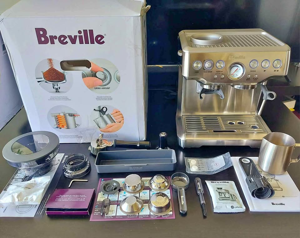 NEW Breville Barista Express BES870XL