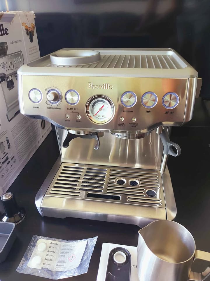 NEW Breville Barista Express BES870XL - photo 3
