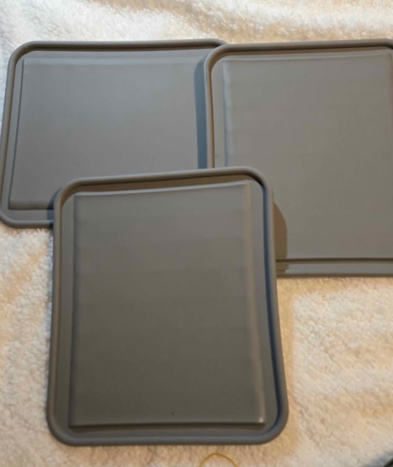 Pampered Chef Tortilla Warmer and Air Fryer Fruit Leather Trays - photo 3
