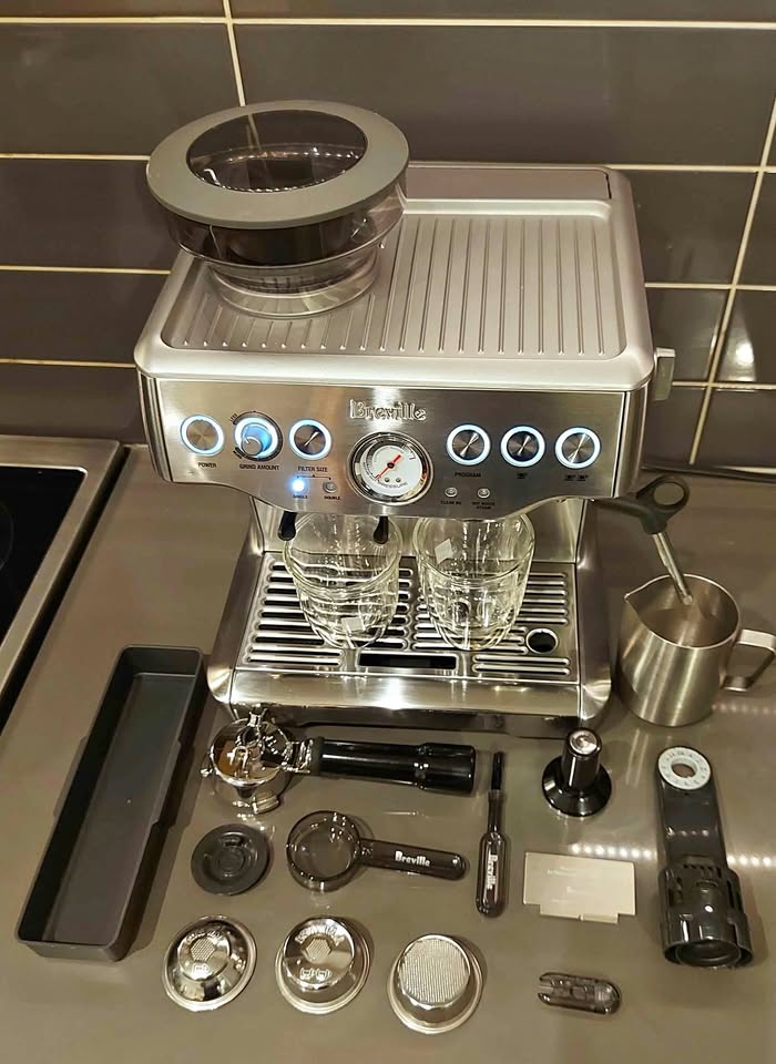 Breville Barista Express BES870XL