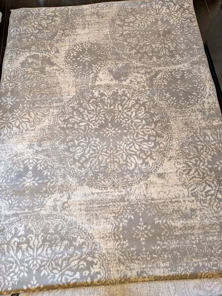 Beautiful Unique Loom Area Rug – Sofia Collection