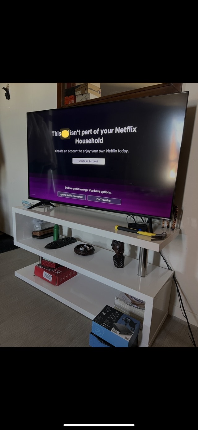 Hisense Roku TV - photo 2
