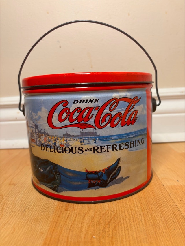 Coca-Cola Metal Bucket – Vintage-Style Decor