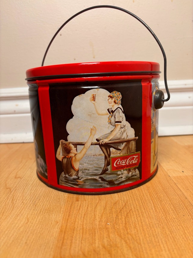 Coca-Cola Metal Bucket – Vintage-Style Decor - photo 3