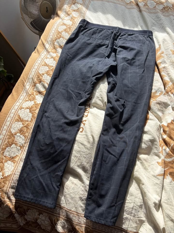 Zara men’s chinos - photo 2