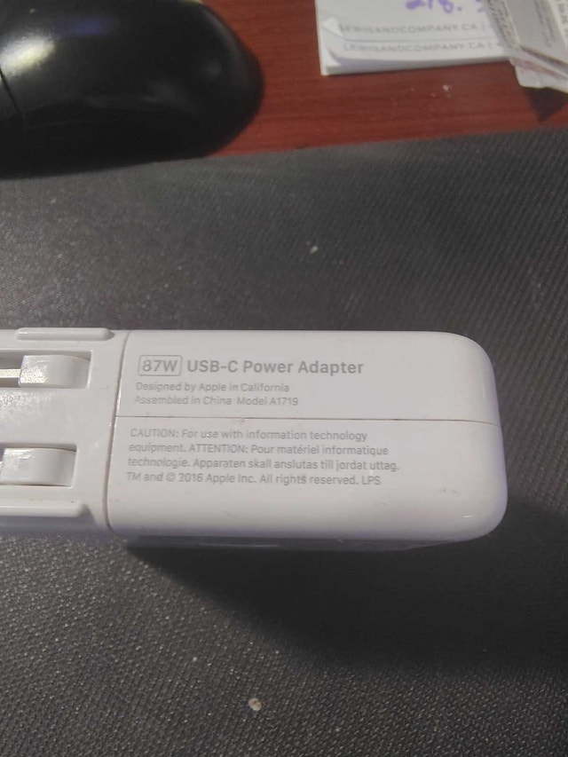Apple 87W USB-C Power Supply - photo 2