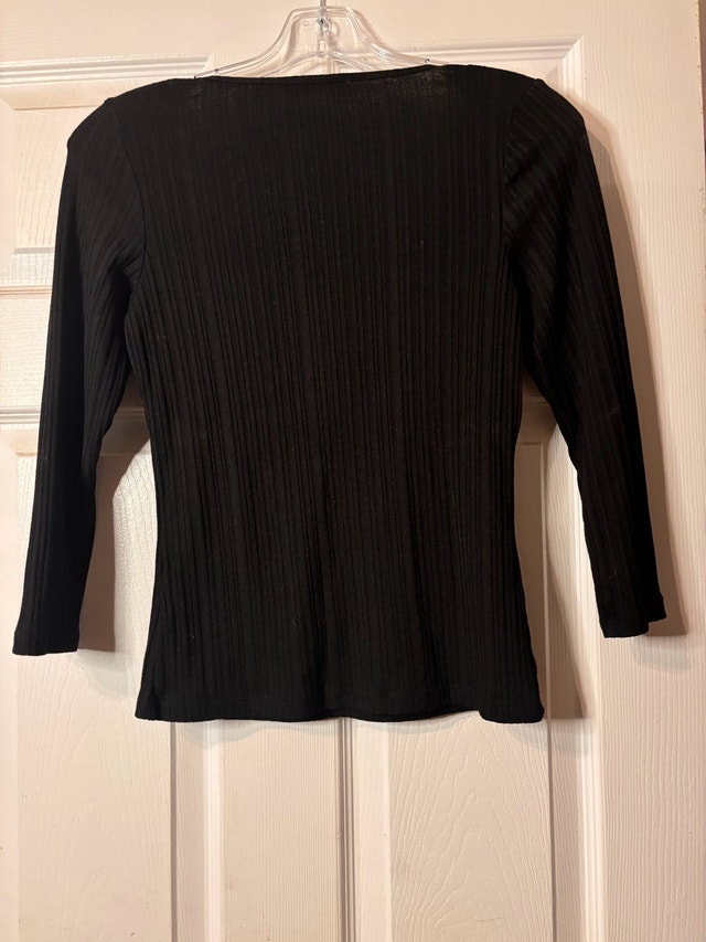 Ricki’s Black Square Neck Ribbed Long Sleeve Top – Size XS - photo 2