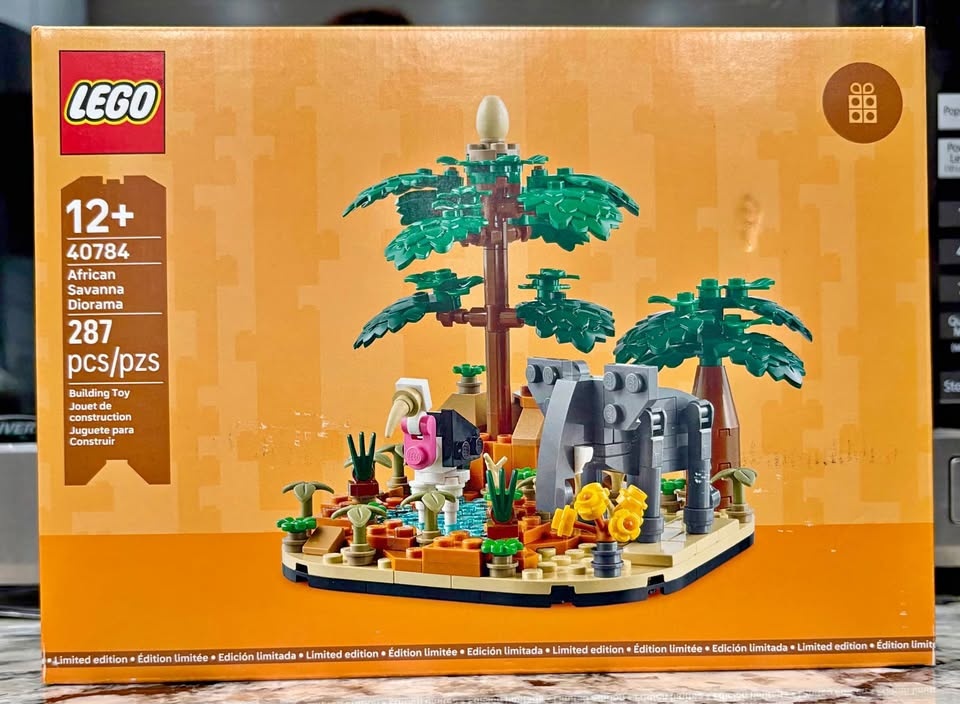 40784 - LEGO African Savanna Diorama - Retired - BNIB