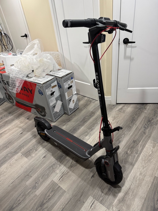Segway ninebot F3 pro ekickscooter