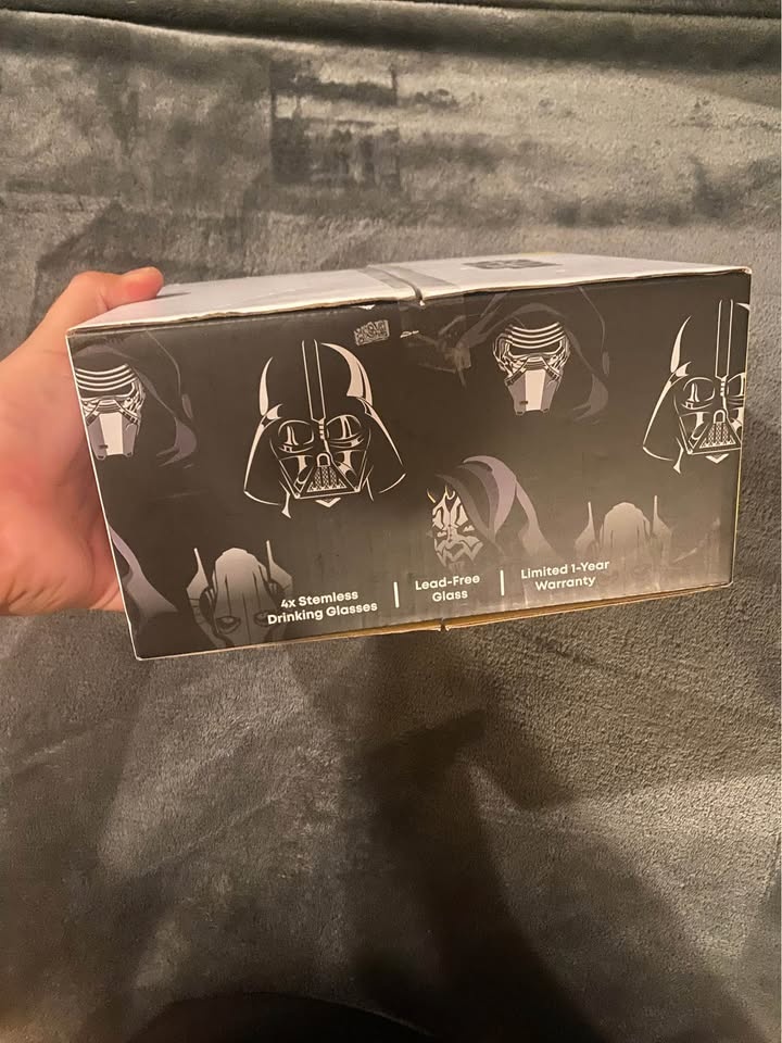 Star Wars Dark Side Glass Set (4-Pack) – JoyJolt NEW - photo 2