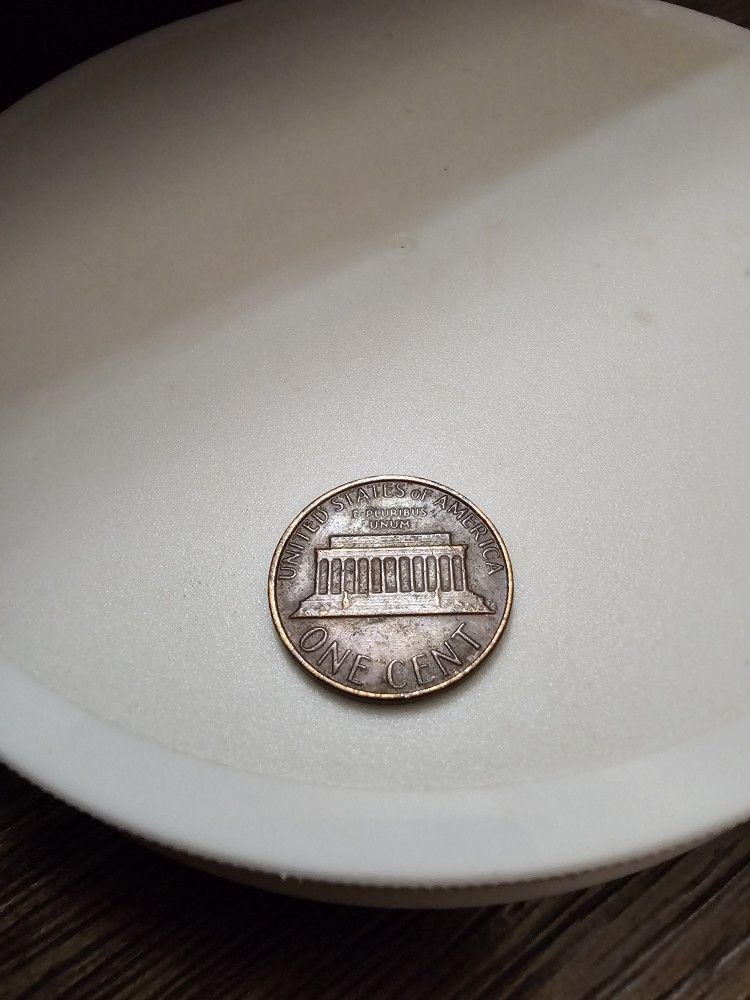 1982 Lincoln Cent - No Mint Mark, Small Date, DDO, BU - photo 2