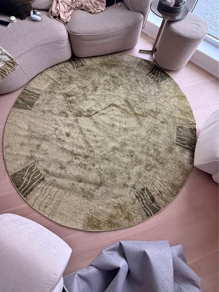8’ Round Green Modern Rug