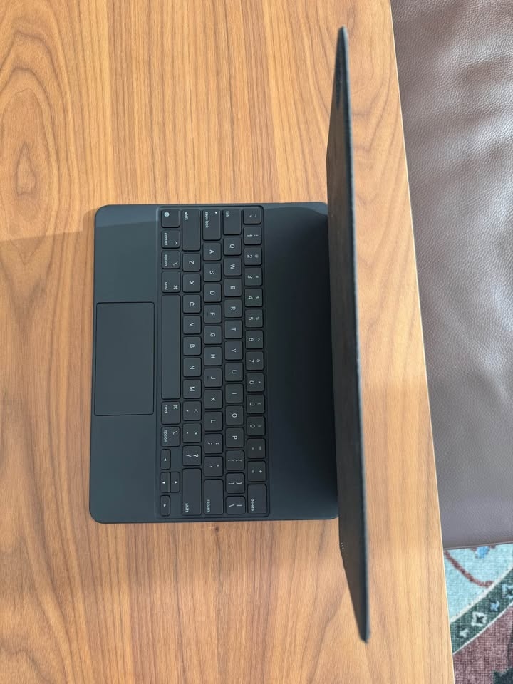 Apple Magic Keyboard for iPad Pro 12.9” (3rd-6th Gen) - photo 4